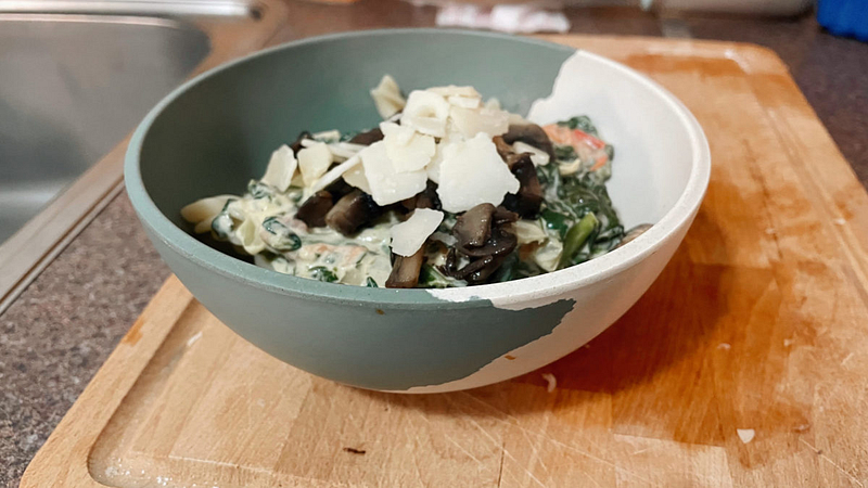 Spinach pasta with cream cheese